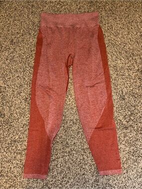 Victoria’s Secret PINK active leggings